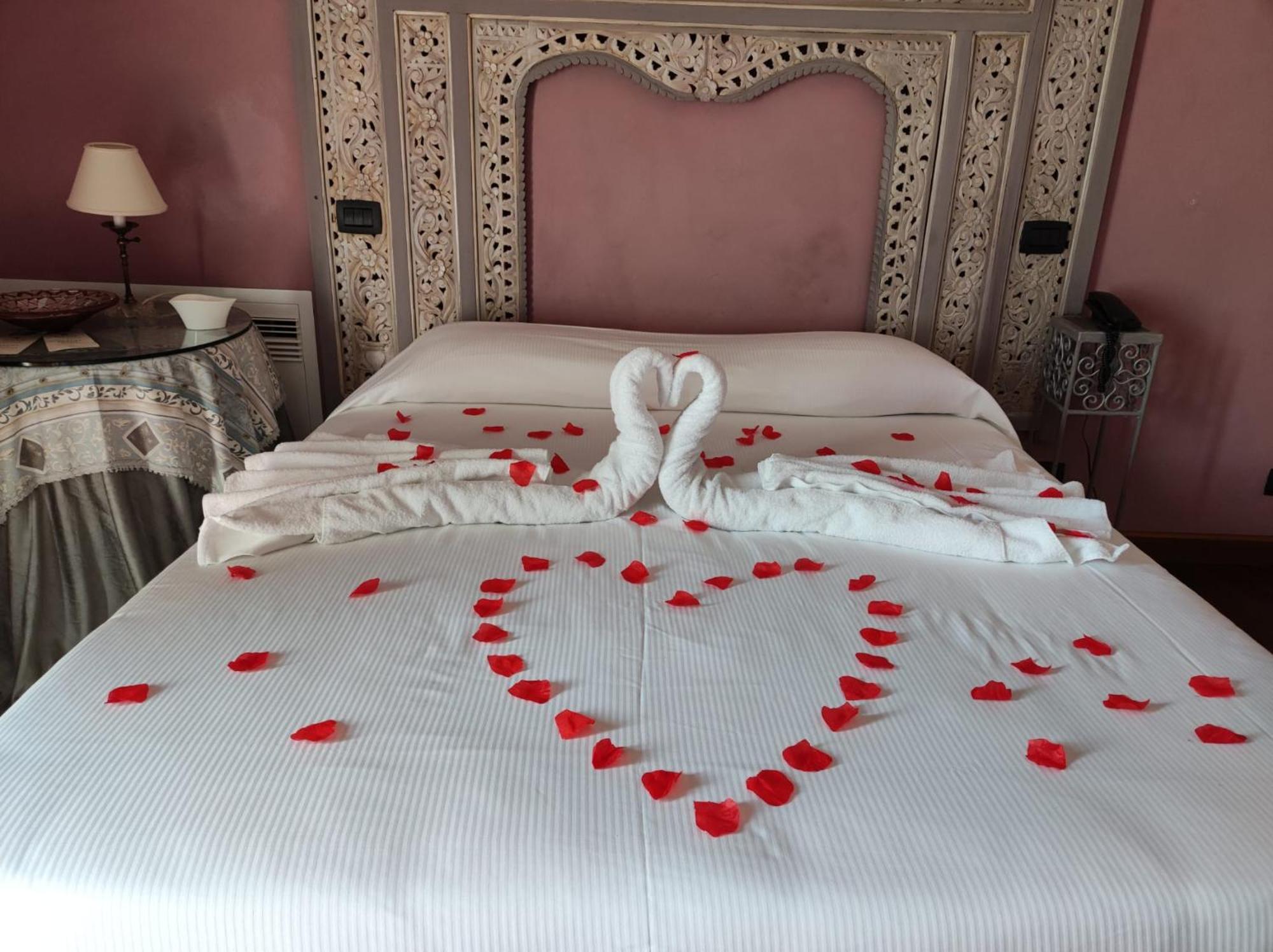 Licciana Nardi Castello Di Pontebosio Luxury Resort מראה חיצוני תמונה